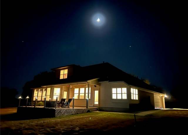 Property at 100 Harrod, Three Rivers, TX 78071, 4 beds, 3 baths