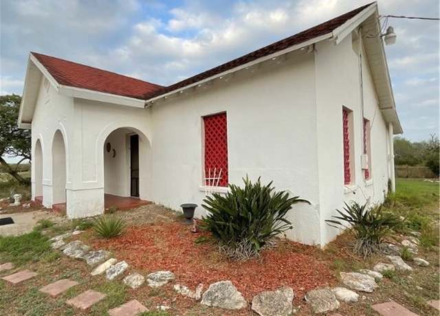 Property at 969 Fm 2295, Alice, TX 78332, 3 beds, 1 bath