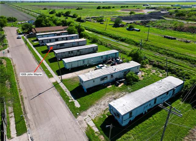 Property at 1009 John Wayne Dr, Robstown, TX 78380