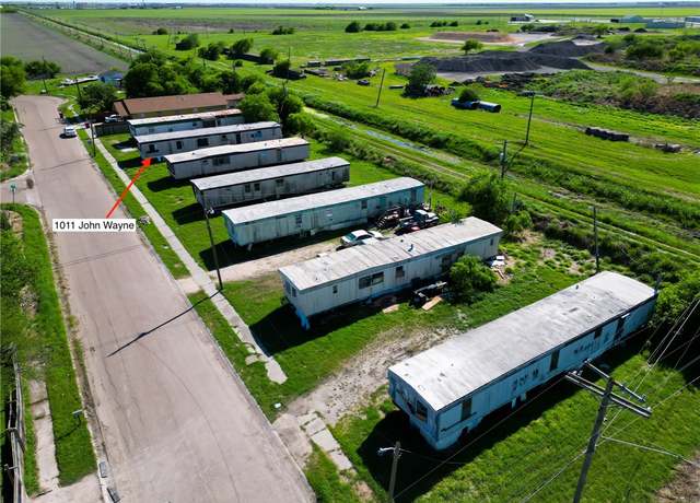 Property at 1011 John Wayne Dr, Robstown, TX 78380
