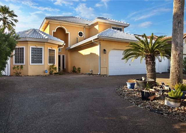Property at 13953 Dasmarinas Dr, Corpus Christi, TX 78418, 3 beds, 2.5 baths