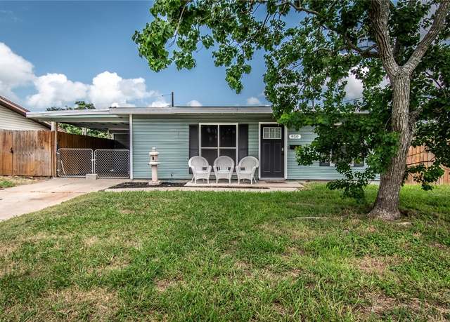 Property at 950 Susan Dr, Corpus Christi, TX 78412, 3 beds, 1 bath