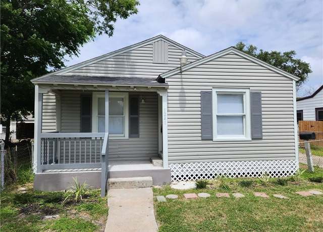 Property at 1241 Florida Ave, Corpus Christi, TX 78404, 3 beds, 2 baths