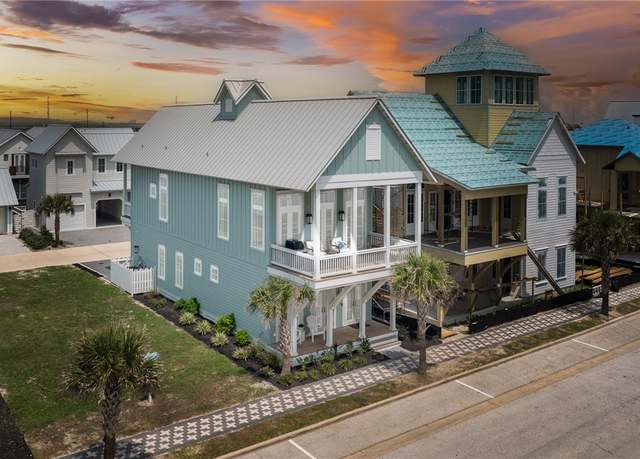 Property at 523 Sunrise Ave, Port Aransas, TX 78373, 3 beds, 3.5 baths
