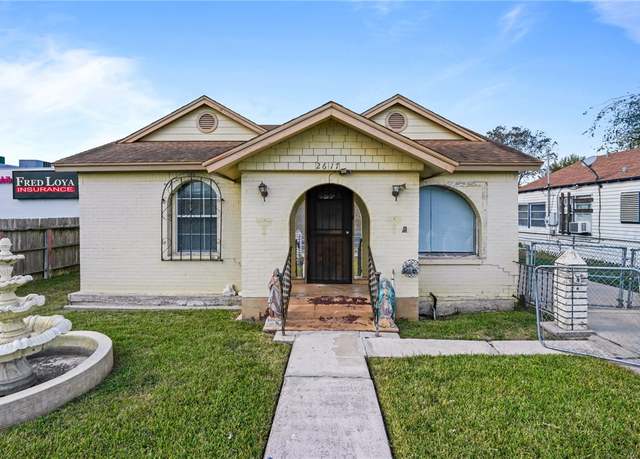 Property at 2617 David St, Corpus Christi, TX 78405, 3 beds, 2 baths
