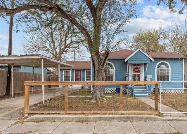 Property at 2030 18th St, Corpus Christi, TX 78404, 3 beds, 2 baths