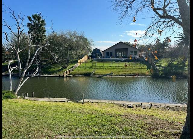 Property at 3201 Jamaica Dr, Corpus Christi, TX 78418