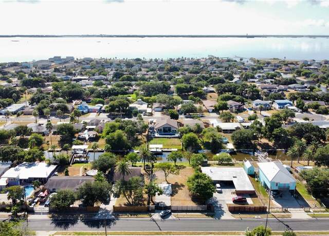 Property at 3201 Jamaica Dr, Corpus Christi, TX 78418