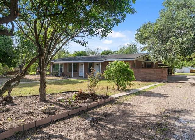 Property at 10022 Leopard St, Corpus Christi, TX 78410, 3 beds, 2 baths