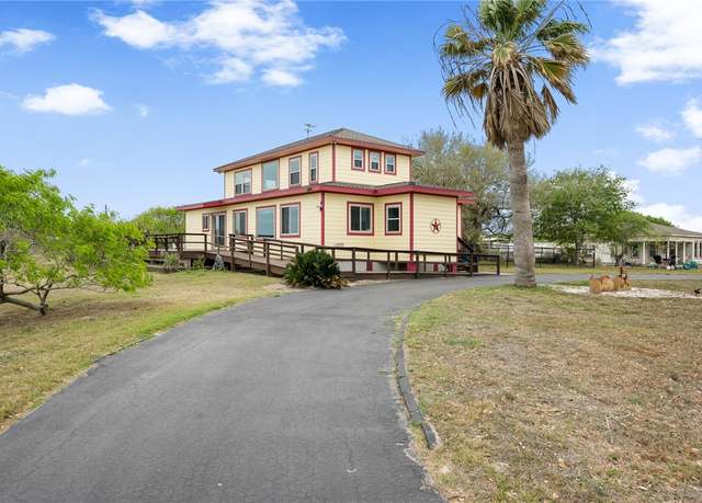 Property at 201 Copano Bay Dr, Bayside, TX 78340, 3 beds, 2 baths