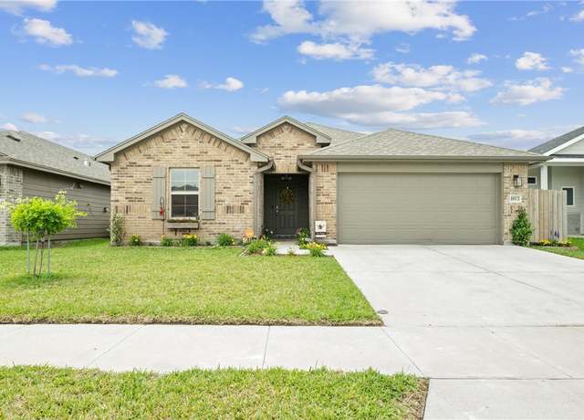 Property at 1813 Secretariat Dr, Corpus Christi, TX 78417, 4 beds, 2 baths