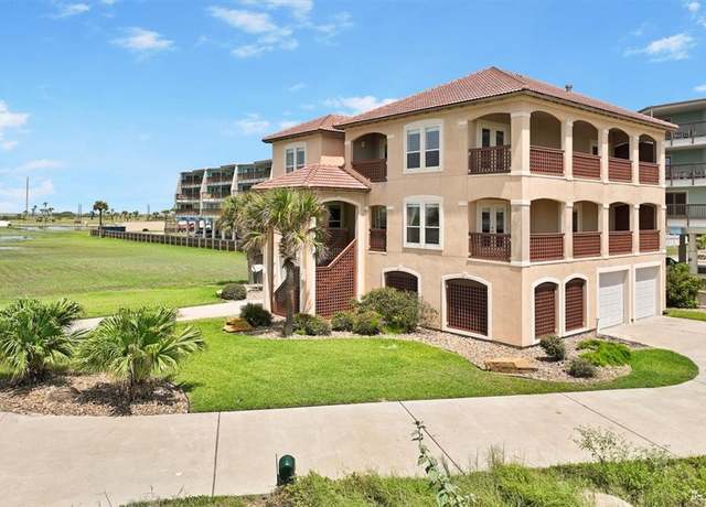 Property at 110 Mariners Dr, Port Aransas, TX 78373, 4 beds, 4 baths