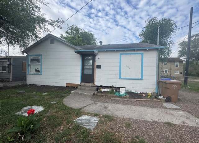 Property at 139 Edwards St, Corpus Christi, TX 78404, 2 beds, 1 bath