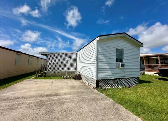 Property at 850 Stone St #214, Corpus Christi, TX 78418, 3 beds, 2 baths