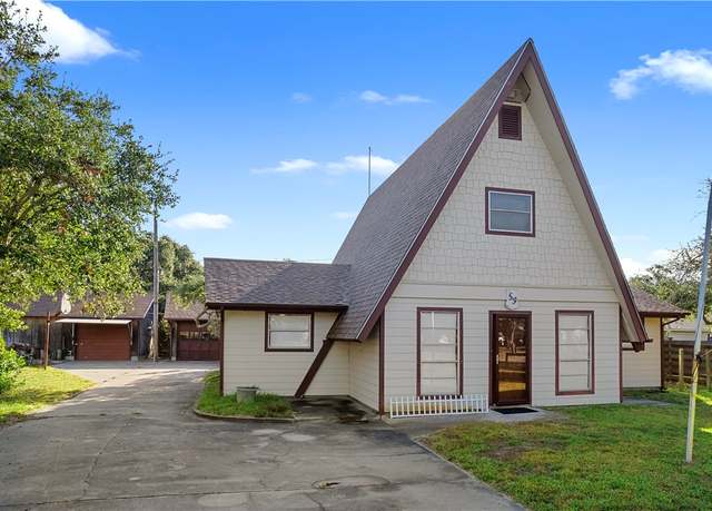 Property at 59 Mockingbird, Rockport, TX 78382, 3 beds, 2.5 baths