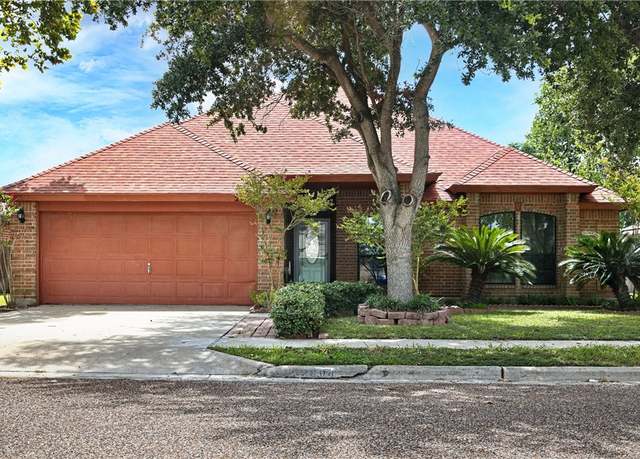 Property at 2094 Sweetbay Dr, Ingleside, TX 78362, 3 beds, 2 baths