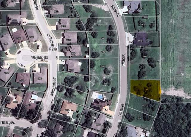 Property at 1490 Lewis St, Kingsville, TX 78363