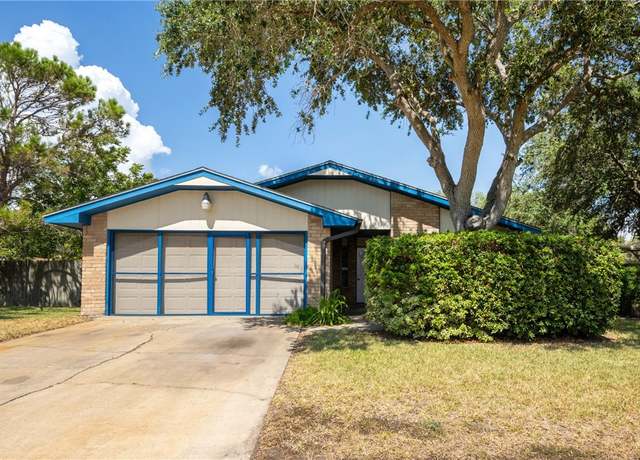 Property at 1523 Crestview Dr, Portland, TX 78374, 3 beds, 2 baths