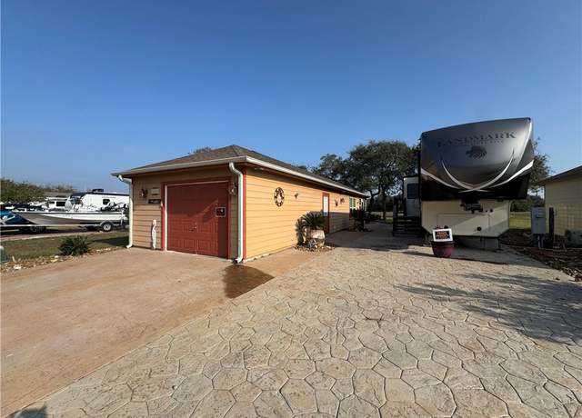 Property at 11 Augusta Cir, Aransas Pass, TX 78336, 1 bed, 1 bath