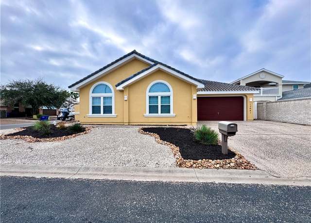 Property at 13641 Camino De Oro, Corpus Christi, TX 78418, 4 beds, 3 baths