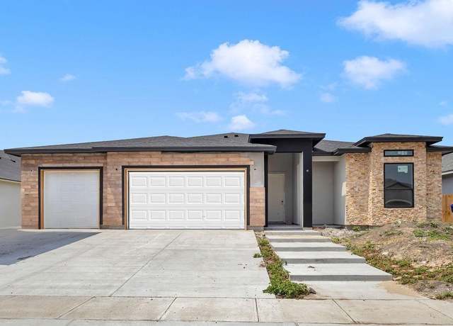 Property at 1482 Dragonstone Ct, Corpus Christi, TX 78415, 5 beds, 3.5 baths
