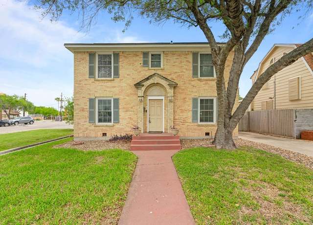 Property at 1720 2nd St, Corpus Christi, TX 78404, 3 beds, 3.5 baths
