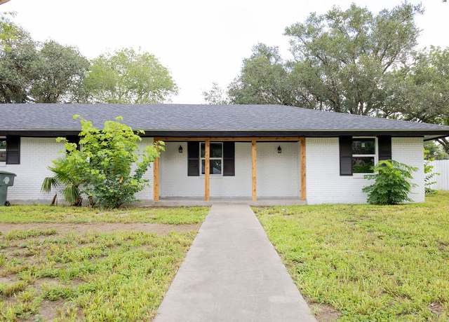 Property at 1101 Lillian St, Alice, TX 78332, 4 beds, 2.5 baths
