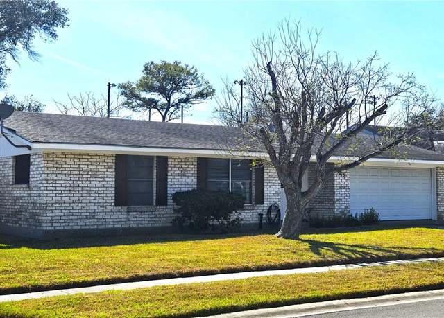Property at 3713 Bentwood, Corpus Christi, TX 78415, 3 beds, 2 baths