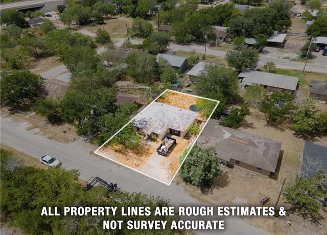 Property at 205 Brazos St, Beeville, TX 78102, 3 beds, 1 bath