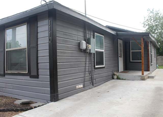 Property at 1110 Elgin St, Corpus Christi, TX 78405, 2 beds, 1 bath