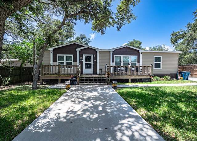 Property at 1409 S Fuqua, Rockport, TX 78382, 3 beds, 2 baths