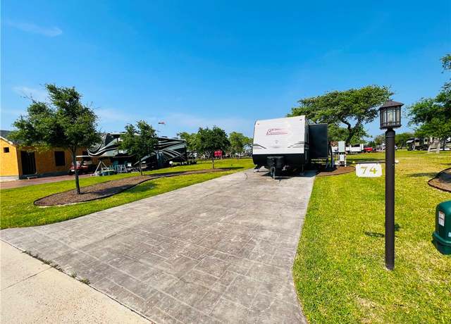 Property at 74 Augusta Cir, Aransas Pass, TX 78336