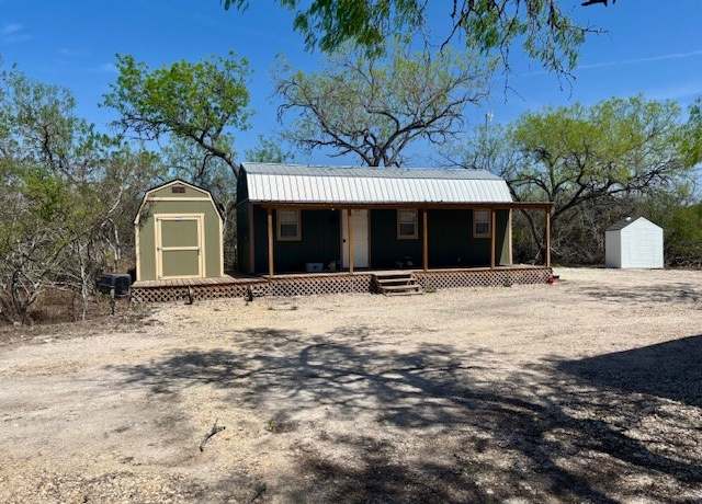 Property at 123 County Road 176, Sandia, TX 78383, 1 bed, 1 bath