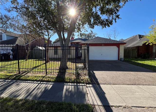 Property at 4341 Eldora Dr, Corpus Christi, TX 78413, 3 beds, 2 baths