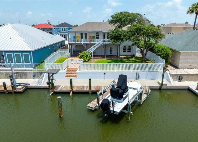 Property at 109 Tarpon Ct, Aransas Pass, TX 78336, 4 beds, 3.5 baths