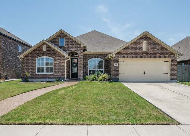 Property at 215 Couples Dr, Portland, TX 78374, 5 beds, 4 baths