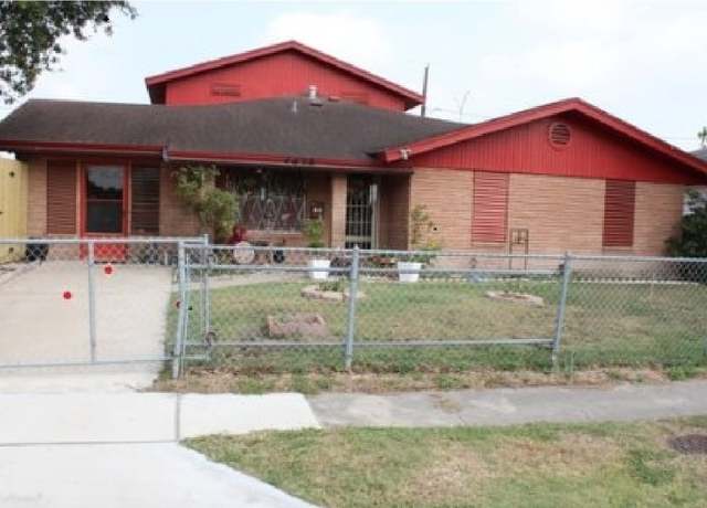 Property at 4638 Vestal St, Corpus Christi, TX 78416, 6 beds, 4 baths