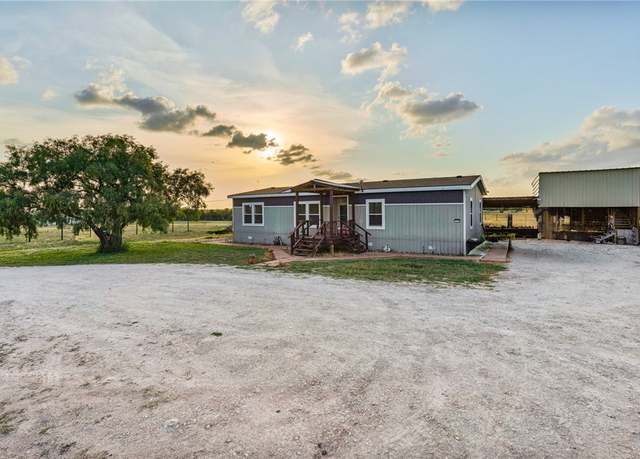 Property at 142 Meadow Trl, Sandia, TX 78383, 3 beds, 2 baths