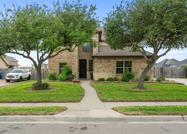 Property at 306 Inverness, Portland, TX 78374, 3 beds, 2.5 baths