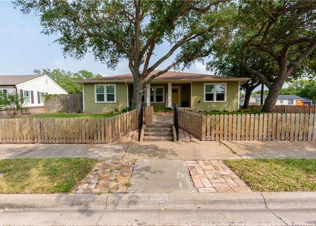 Property at 253 Melrose, Corpus Christi, TX 78404, 4 beds, 2.5 baths