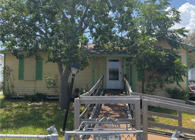 Property at 1713 Karen Dr, Corpus Christi, TX 78416, 3 beds, 1 bath