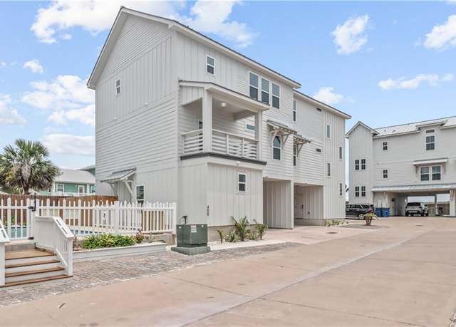 Property at 3087 S 11th St #400, Port Aransas, TX 78373, 4 beds, 3.5 baths