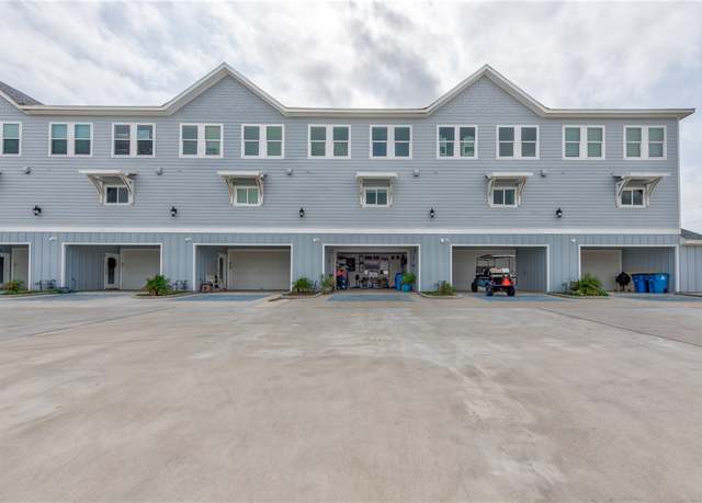 Property at 3201 S 11th St Unit A5, Port Aransas, TX 78373, 4 beds, 4 baths