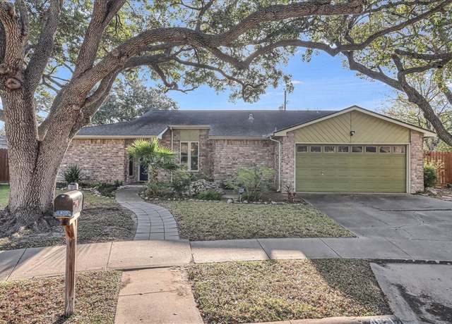 Property at 4621 Hogan Dr, Corpus Christi, TX 78413, 3 beds, 2 baths