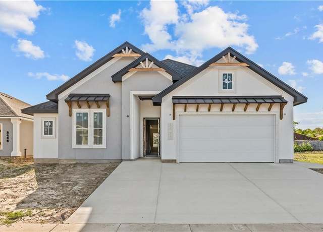Property at 2425 Manuel, Corpus Christi, TX 78414, 4 beds, 3 baths