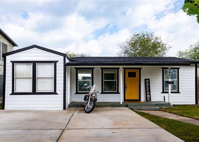 Property at 3446 Austin St, Corpus Christi, TX 78411, 3 beds, 2 baths