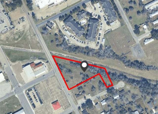 Property at 505 S Saint Marys St, Beeville, TX 78102