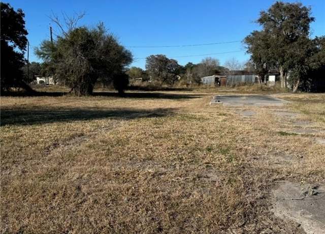 Property at 306 W Huisache Ave, Kingsville, TX 78363