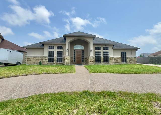 Property at 5517 Crossridge Dr, Corpus Christi, TX 78413, 4 beds, 3.5 baths