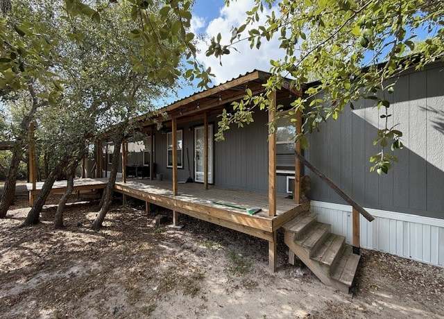 Property at 1212 Fort Worth St, Rockport, TX 78382, 3 beds, 2 baths